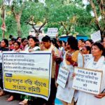 खड़गपुर रेलवे डिवीजन द्वारा पुरी गेट और अन्य रेलवे क्षेत्र में अतिक्रमण हटाने के लिए नोटिस जारी किया गया था। इस कदम का स्थानीय लोगों ने विरोध किया, क्योंकि इन क्षेत्रों में वर्षों से लोग बसा करते हैं। ‘बस्ती बचाओ संग्राम कमेटी’ ने इसे जनविरोधी और गरीब विरोधी कदम बताते हुए प्रदर्शन का ऐलान किया। तृणमूल कांग्रेस ने भी इस आंदोलन का समर्थन किया।