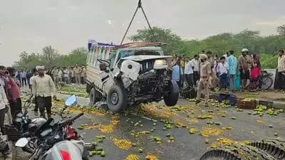 आगरा फ्लाईओवर हादसा: सुबह वॉक कर रहे चार लोगों की मौत
