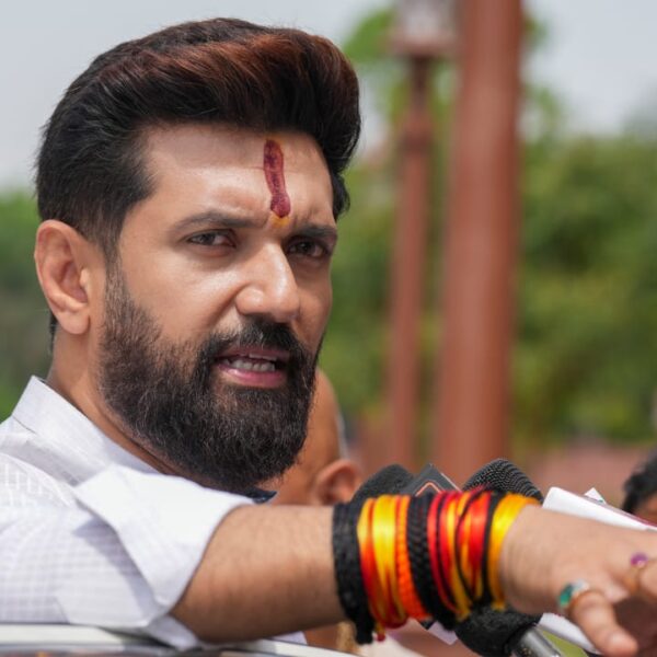 बिहार में आगामी विधानसभा चुनाव को लेकर सियासी हलचल तेज हो गई है