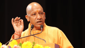 योगी सरकार की बड़ी घोषणा: शिक्षा मित्र को 18,000, अनुदेशक को 17,000